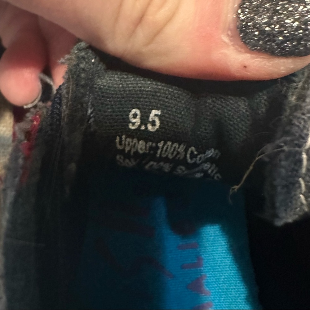 Womens Blowfish Malibu Slip On Navy Star Red Cozumel Print Shoes Sneakers Sz 9.5 - Picture 5 of 5